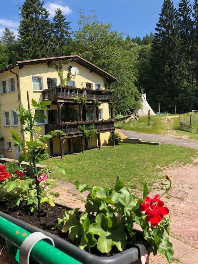 Feriendorf Waldfrieden Suhl Buitenkant foto